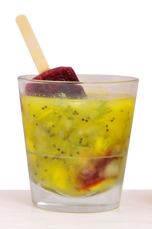 CAIPILÉ KIWI COM MANGA